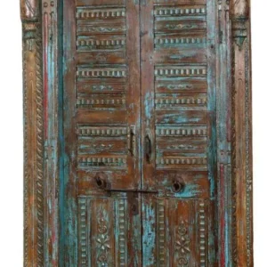 Porte architecturale sculptée d'Inde avec patine