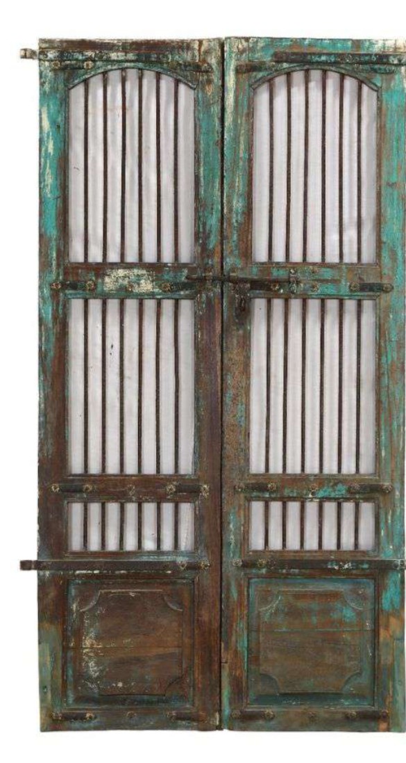 97 x 4 x 182 cm.